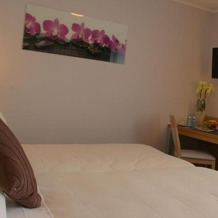 Hotel Beuss Оберурзел Екстериор снимка